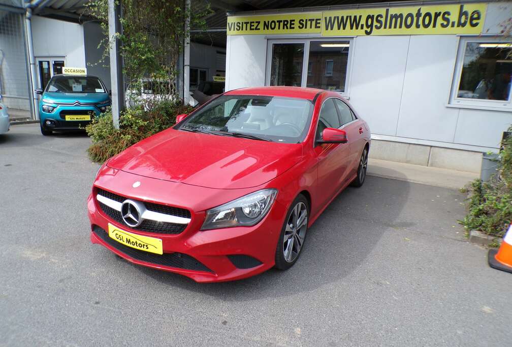Mercedes-Benz 2.2 CDI 136cv rouge 08/15 Airco GPS Capteurs USB