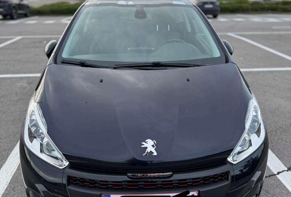 Peugeot PureTech 110 Stop & Start Allure