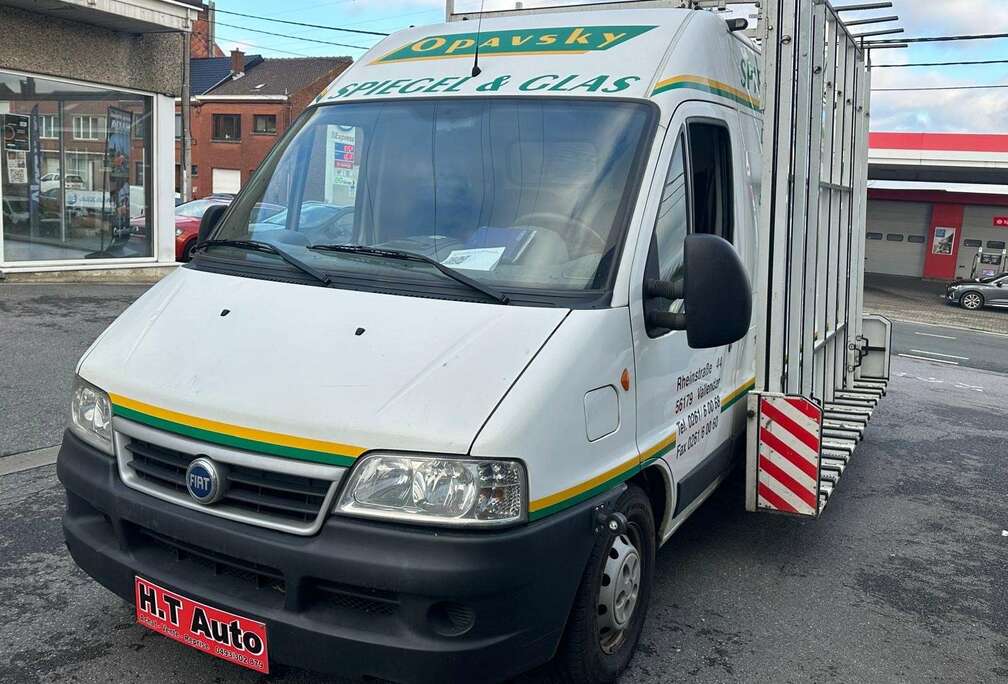 Fiat 2.8 JTD/Utilitaire/3 places/Porte verre-Chassis