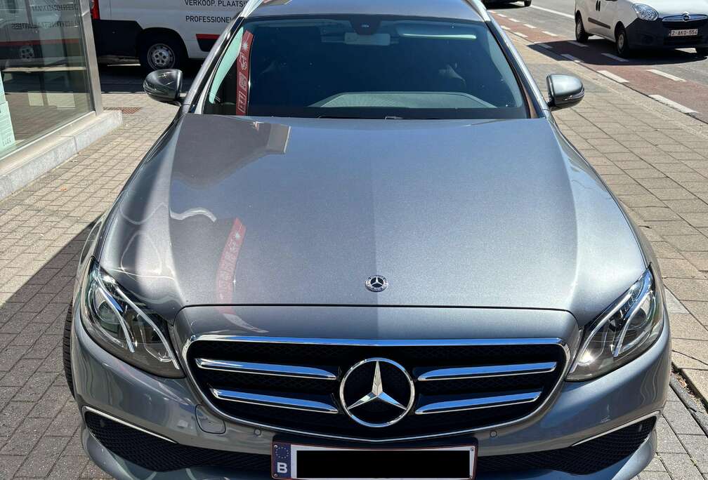 Mercedes-Benz E300DE - Business Edition