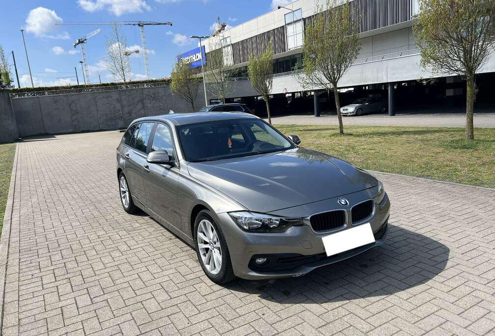 BMW Touring dXA