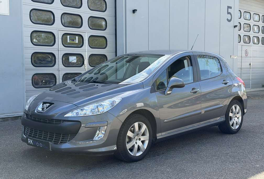 Peugeot 308 1.6i Premium
