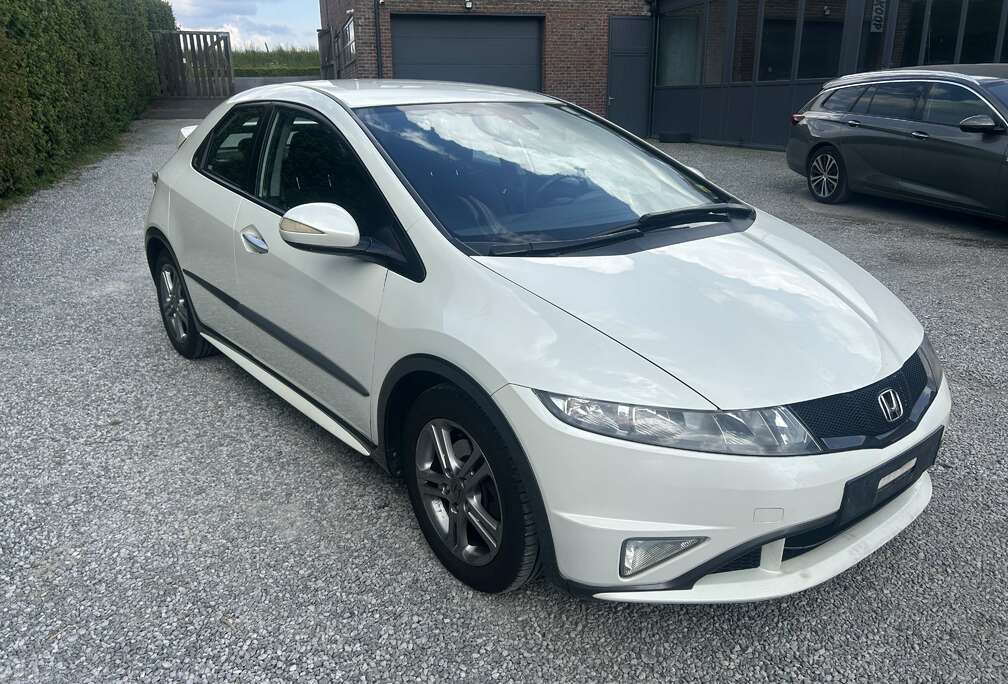 Honda Civic 1.4i/ GARANTIE 12MOIS/ CARPASS/ CT