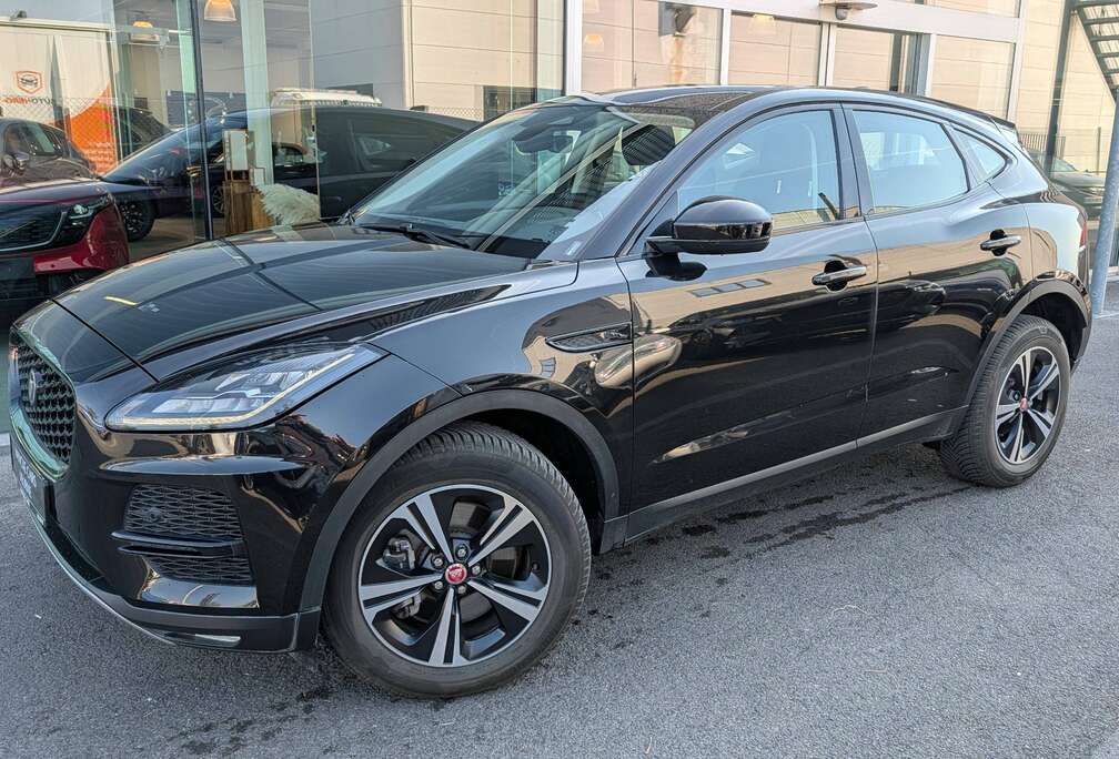 Jaguar E-Pace AWD R-Dynamic Black Pack - Camera