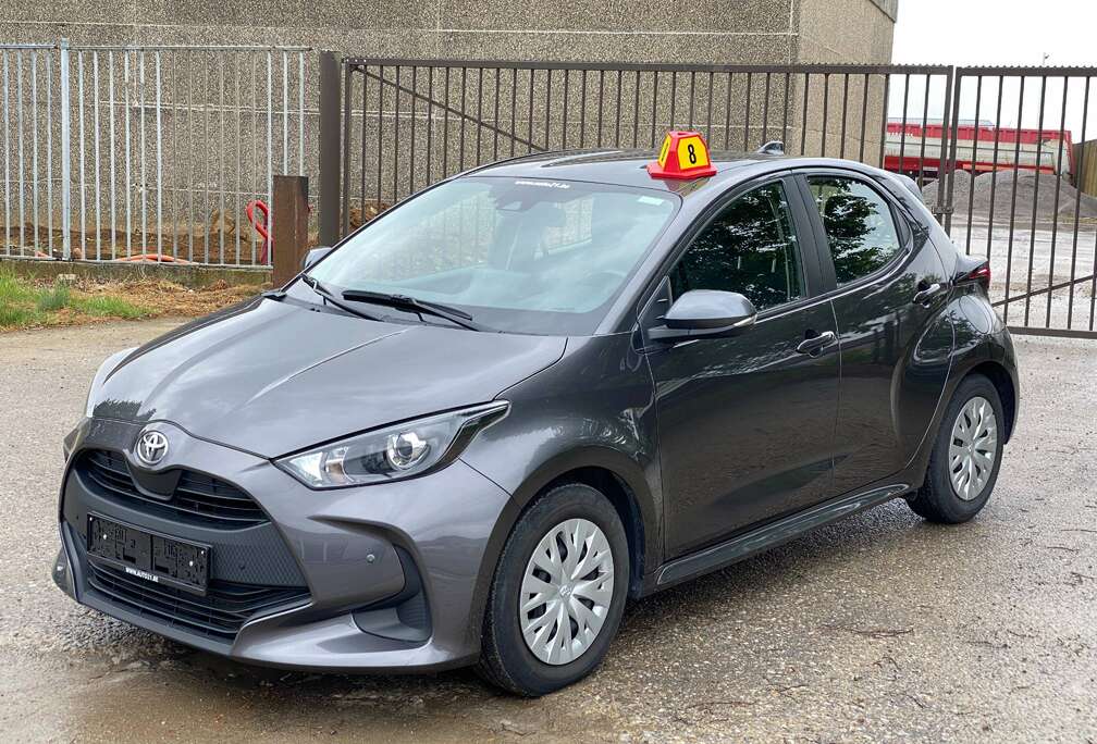 Toyota 1.0 VVT-i Dynamic