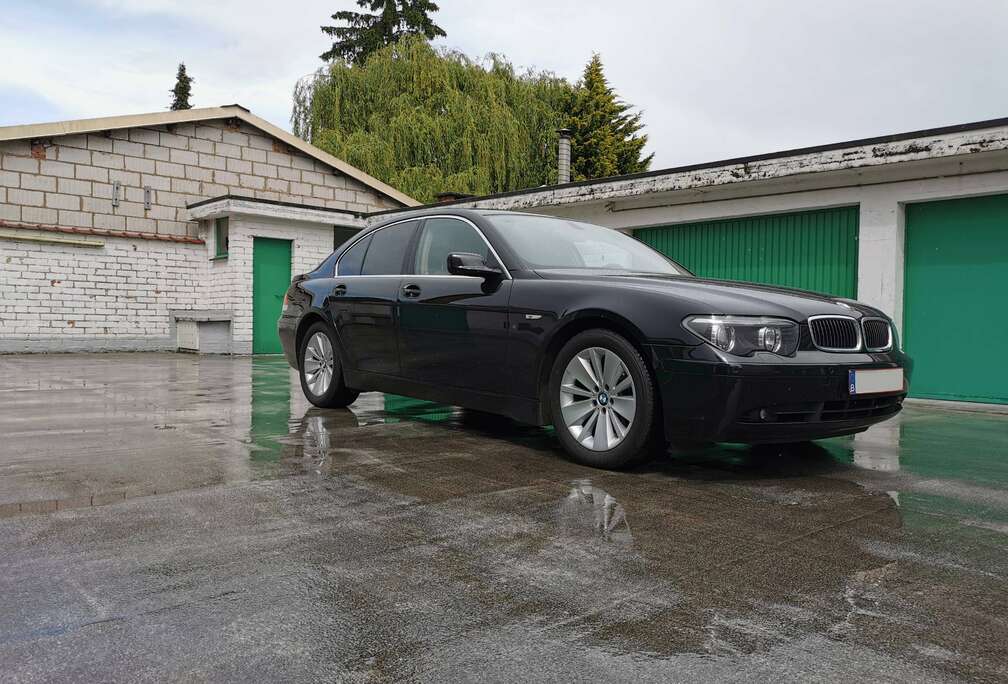 BMW 735iA  V8  59.000km  2ième Propriétaire  Full Carnet BMW+Full Historique BMW