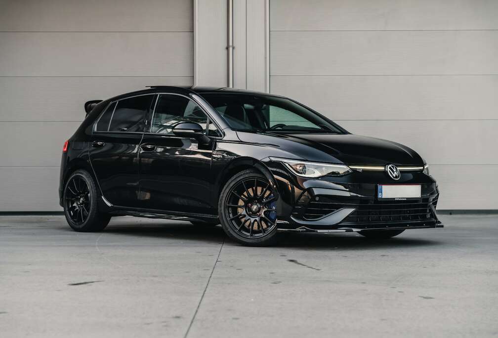 Volkswagen PERFORMANCE | 20 YEARS EDITION | BLACK EDITION