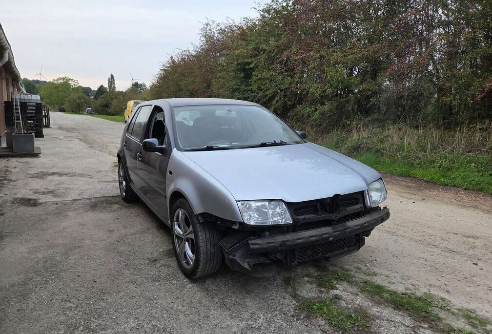 Volkswagen 1.9 TDi (in onderdelen)