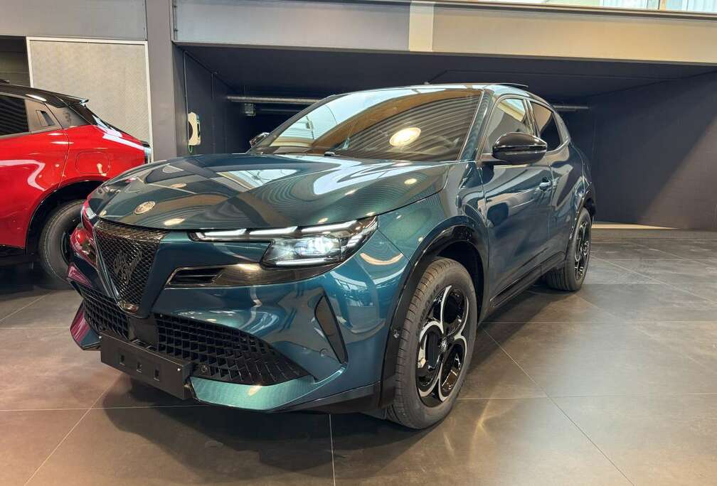 Alfa Romeo Ibrida MHEV 136pk