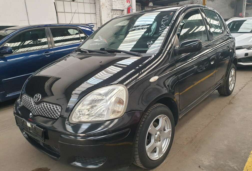 Toyota 1.0i VVT-i 16v Linea Luna