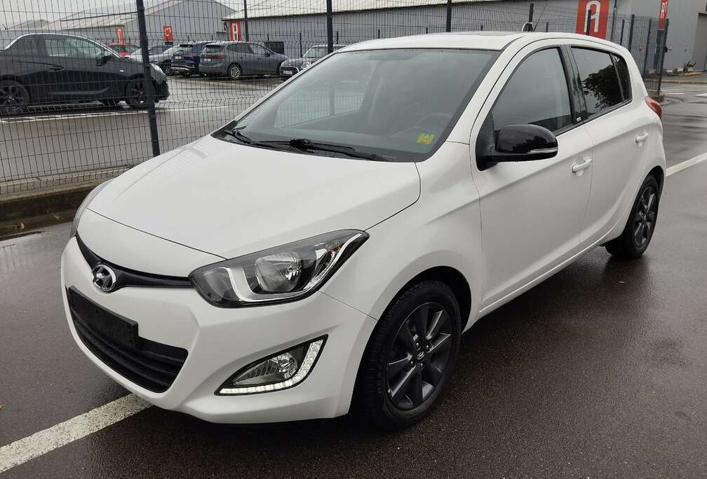 Hyundai 1.2i Lounge