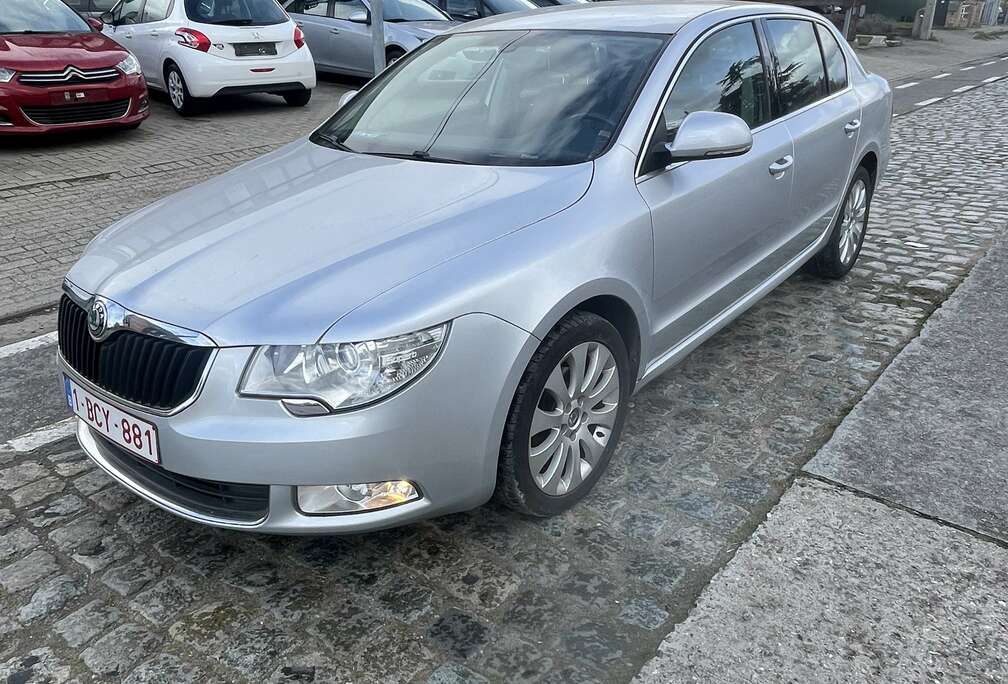 Skoda Superb 1.6 TDi Elegance