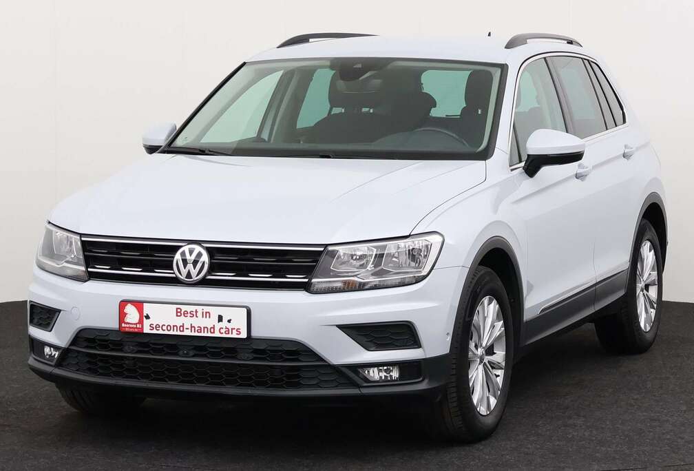 Volkswagen COMFORTLINE 2.0TDi BMT DSG + CARPLAY + CAMERA + AL