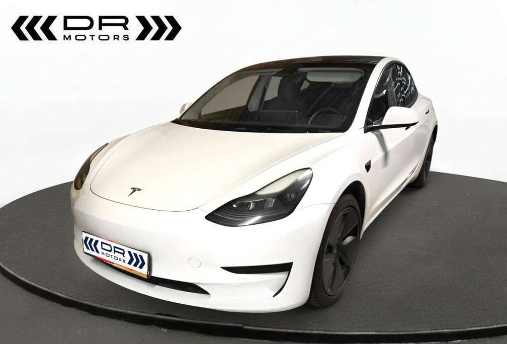 Tesla ADAPTIVE CRUISE - PANO DAK - VERWARMDE ZETELS