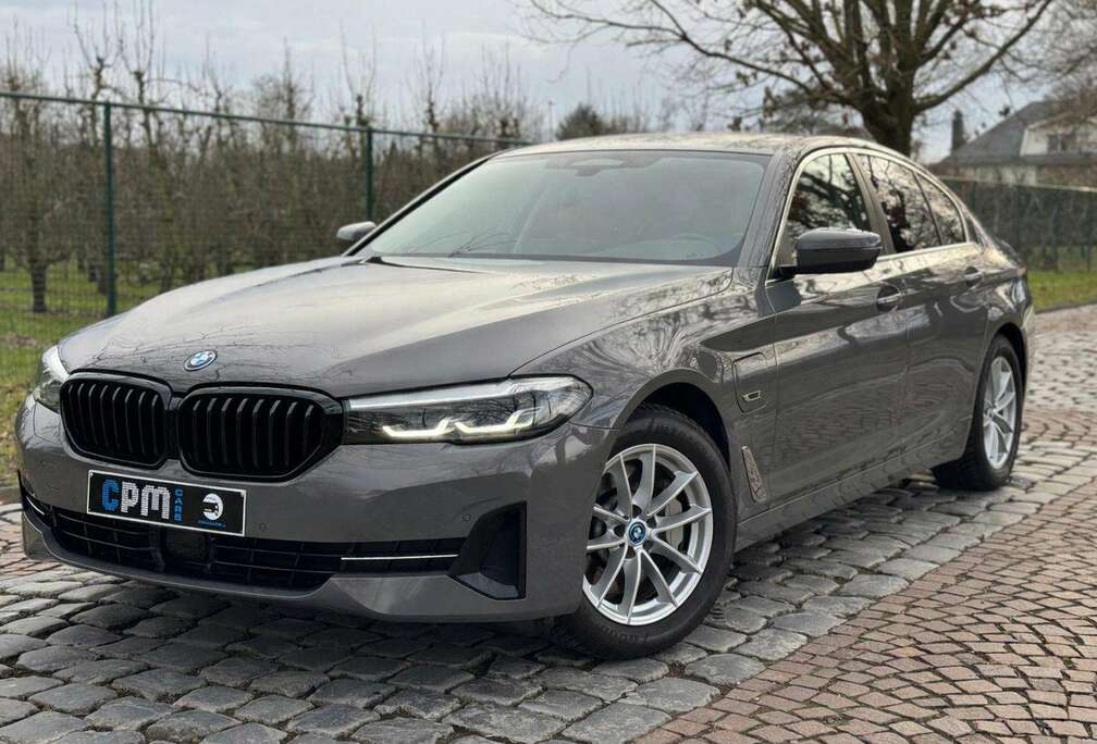 BMW e * BTW/ TVA *  PHEV * FULL HISTORIEK * CAMERA * ADAPT CRUISE