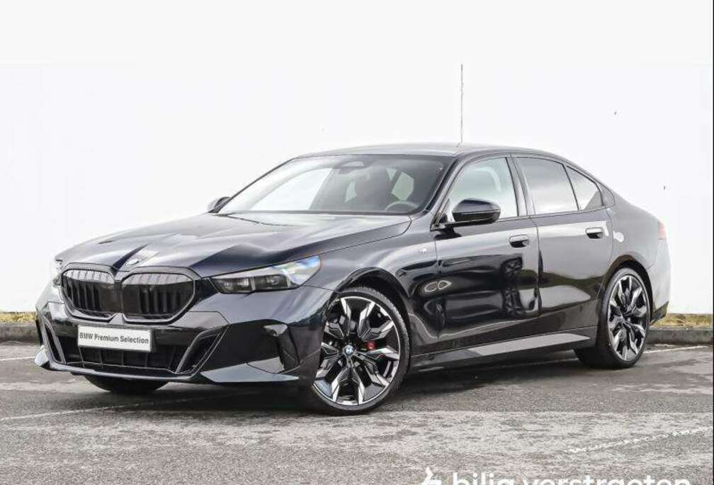 BMW i Berline MPRO - PANO - ACC - 360 - B&W