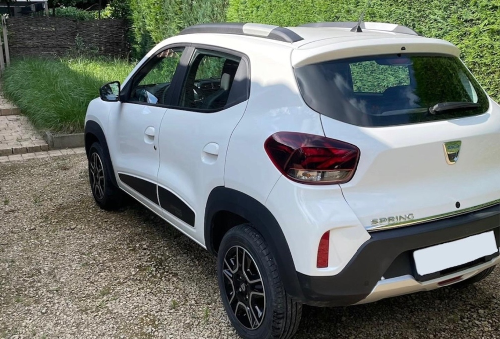 Dacia spring te koop