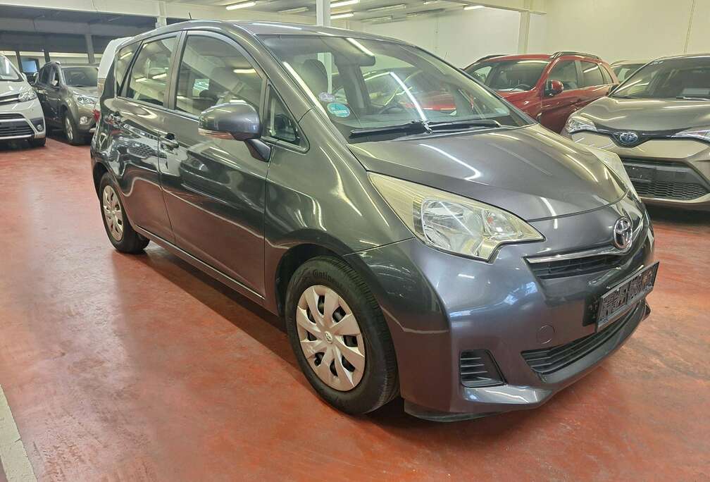 Toyota Verso S 1.33 VVT-i Life