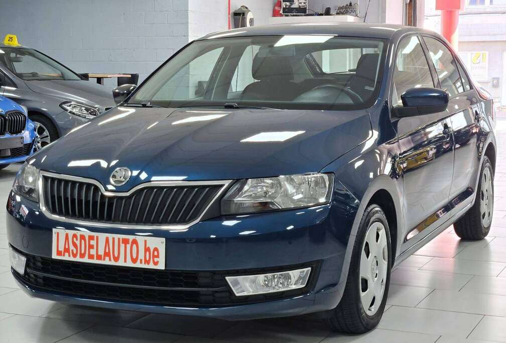 Skoda 1.2 TSI SIEGES CHAUFFANTS Cruise Sensors Accoudoir Clim Radio Usb Aux