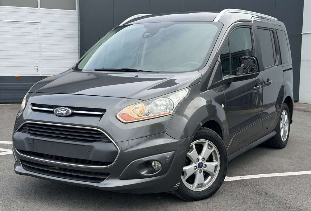Ford 1.6 TDCi Titanium TOIT PANO // NAVI // CAMERA //