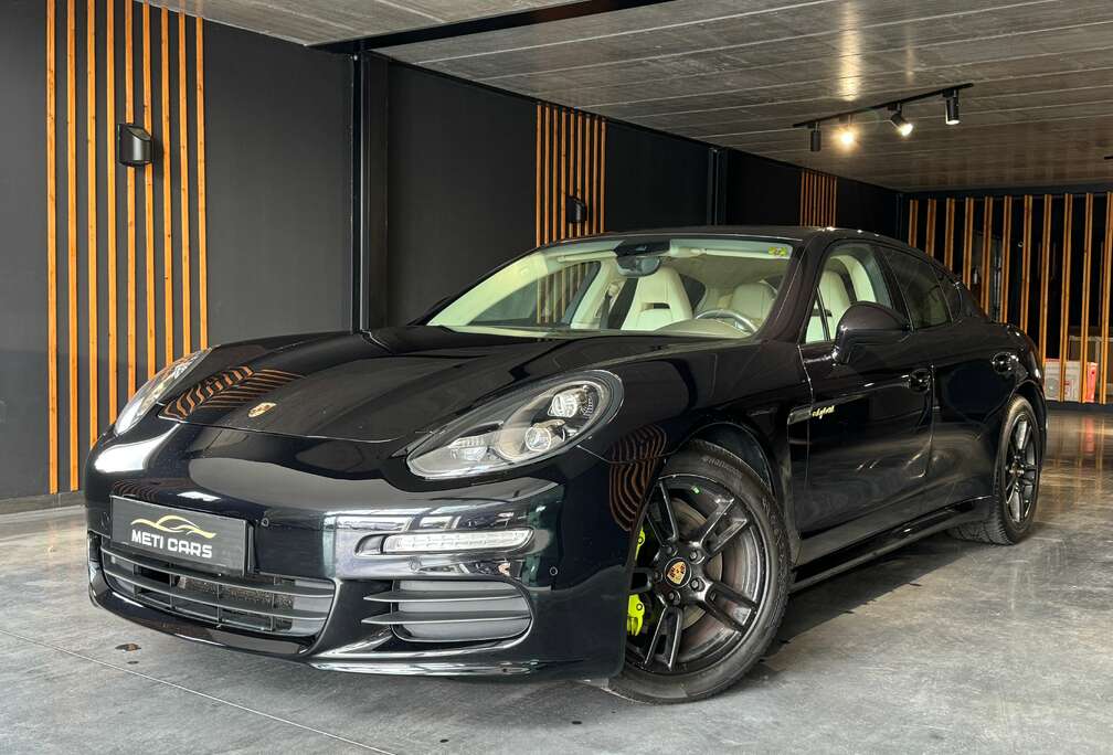 Porsche S E-Hybride Plug-in 3.0 V6  Pano  Camera