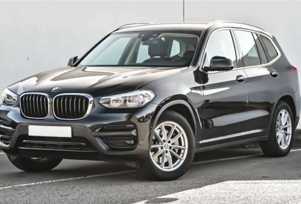 BMW Xdrive 30e Advantage