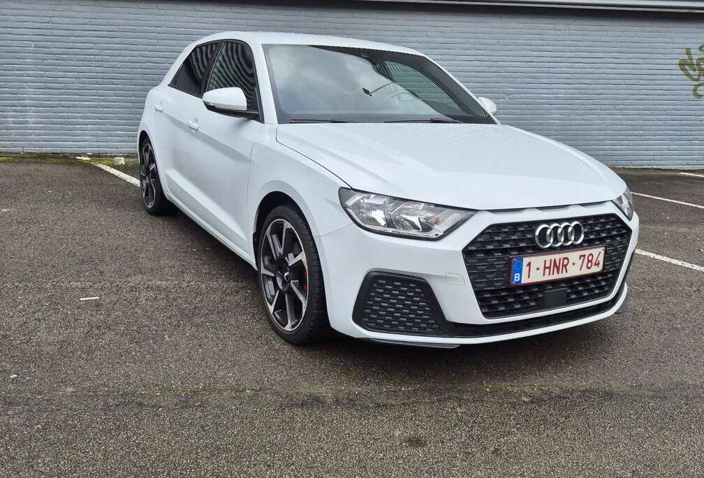 Audi Sportback 25 TFSI