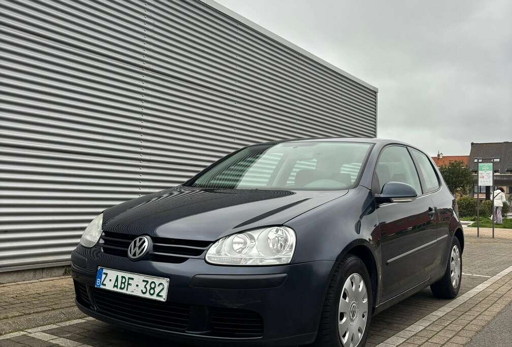 Volkswagen Volkswagen Golf 5 l 1.4 Benzine  Met keuring voor