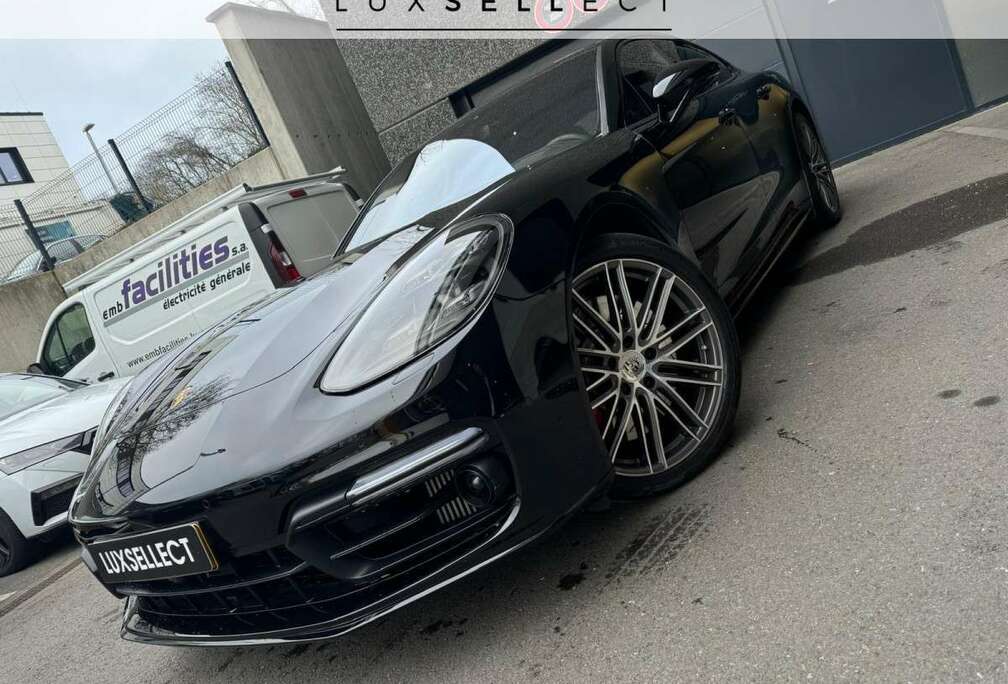 Porsche TURBO