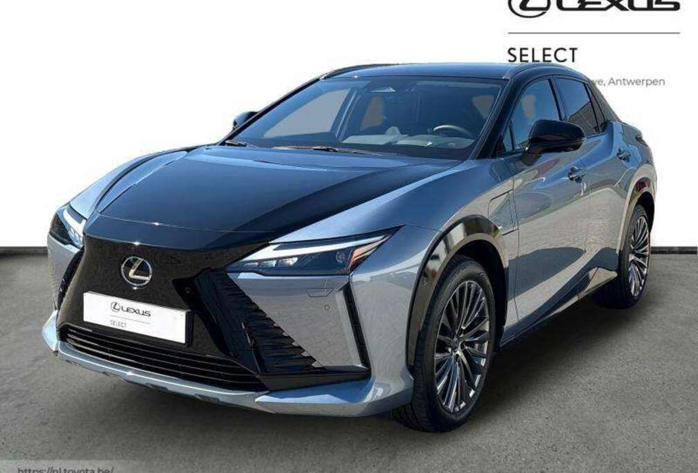 Lexus Privilege Line