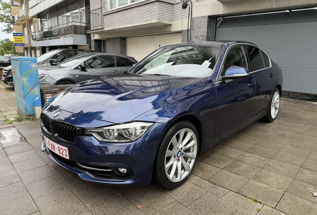 BMW 318iA Sport Line