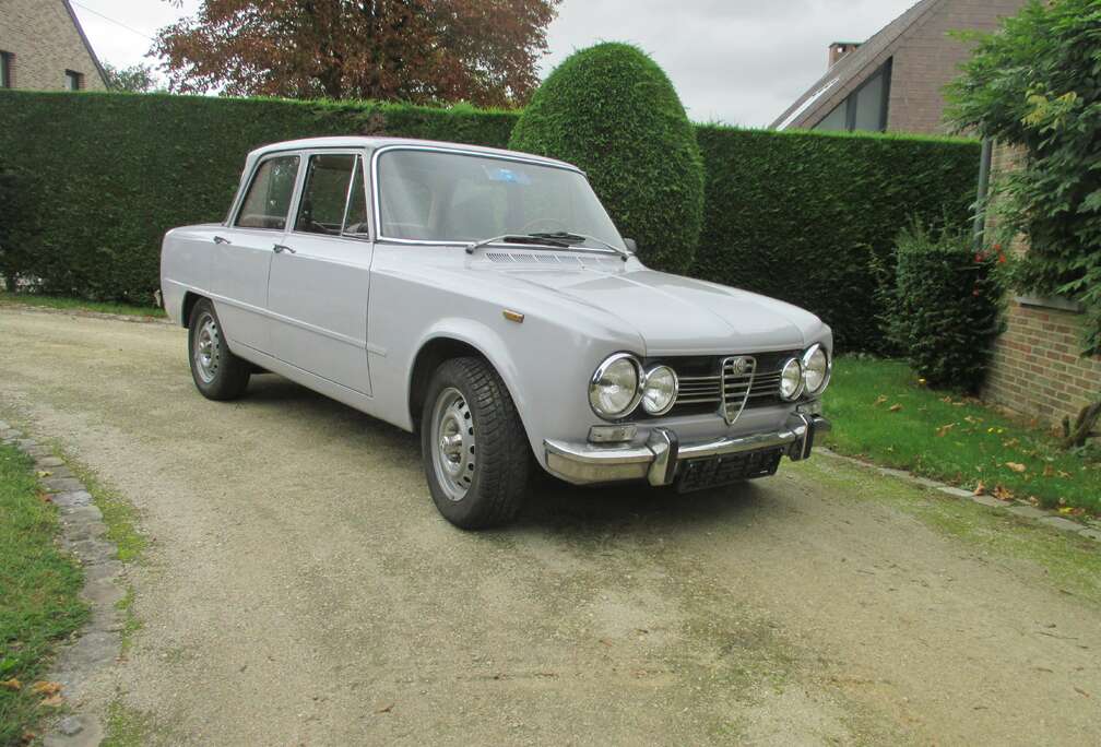 Oldtimer Giulia Super 1300
