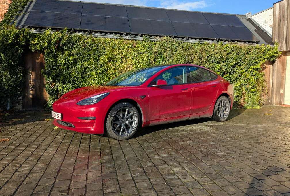 Tesla Standard range 60kwh