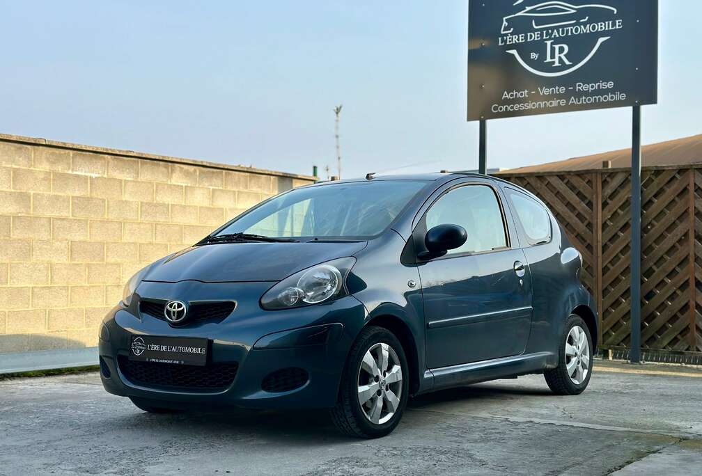 Toyota 1.0 * CLIM *JANTES ALU * MP3 * VERR CENTRAL