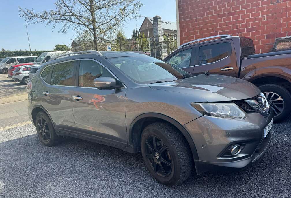 Nissan 1.6 d *Auto* *Toit Pano* *Accident avant gauche*