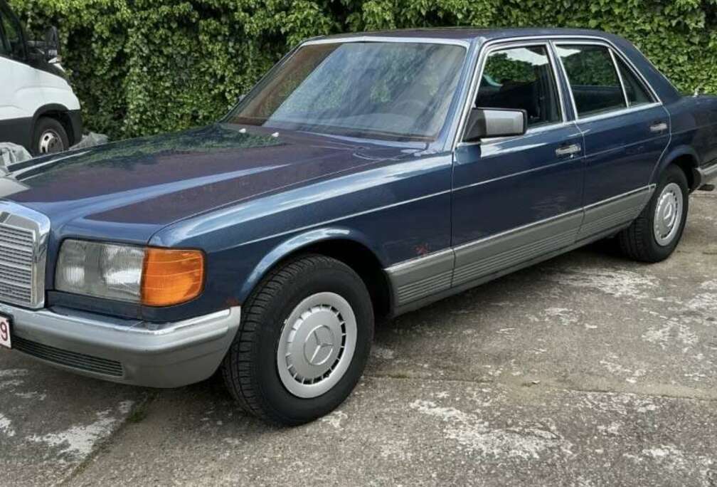 Mercedes-Benz 380 SE