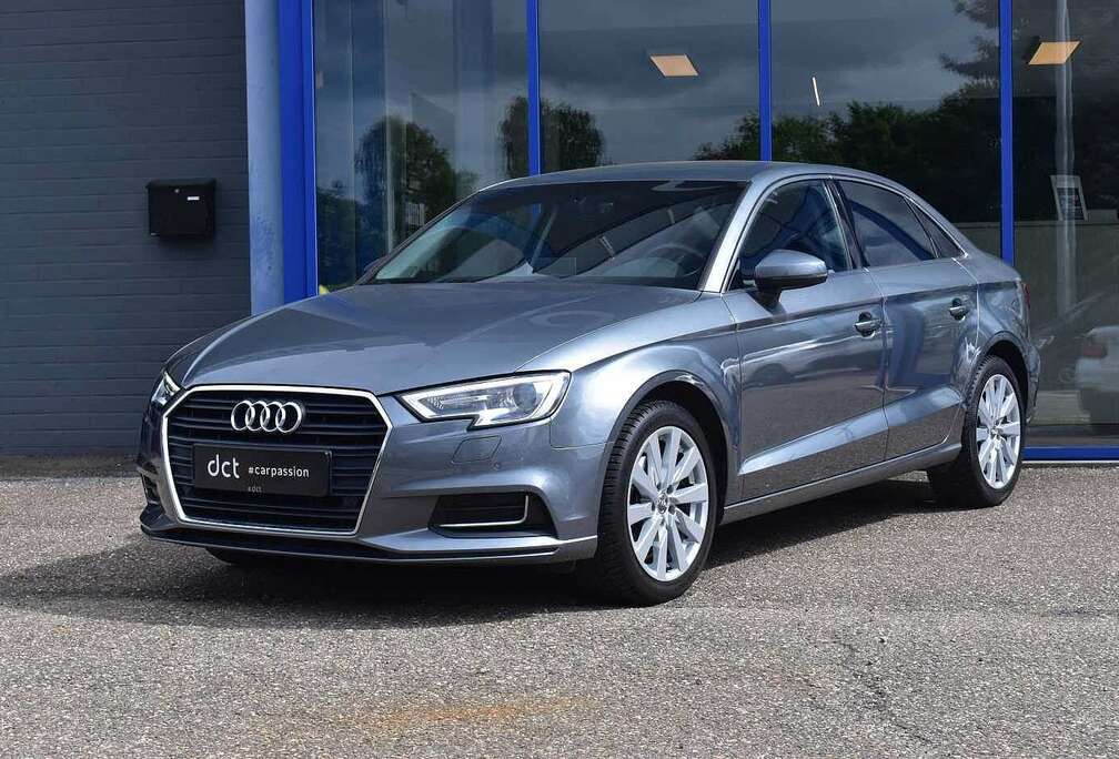 Audi Sedan TFSI S tronic Xenon Navi Camera