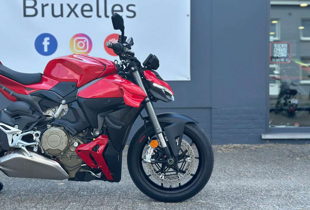 V4 | \