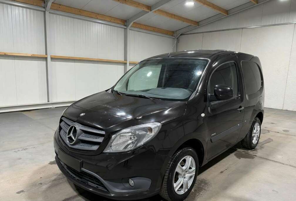 Mercedes-Benz Pret A Immatriculer