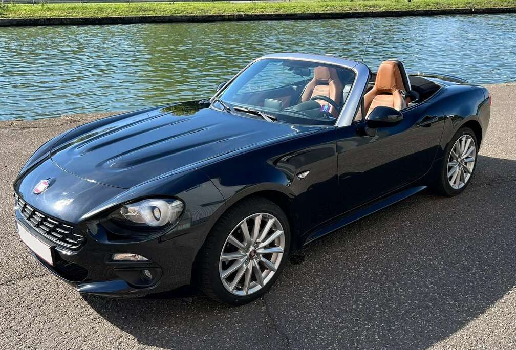 Fiat 124 Spider 1.4 MultiAir Turbo Lusso