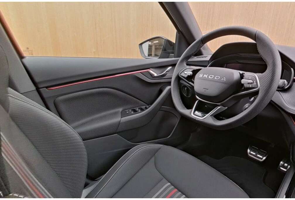 Skoda Monte Carlo 1.0 TSI DSG 85 kW-116CV - Jantes 18\