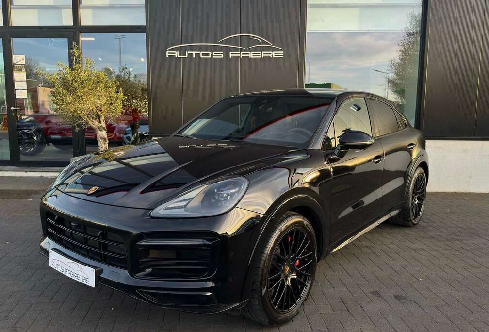 Porsche 4.0 Bi-Turbo Coupe  V8 GTS  Pano 38000 km