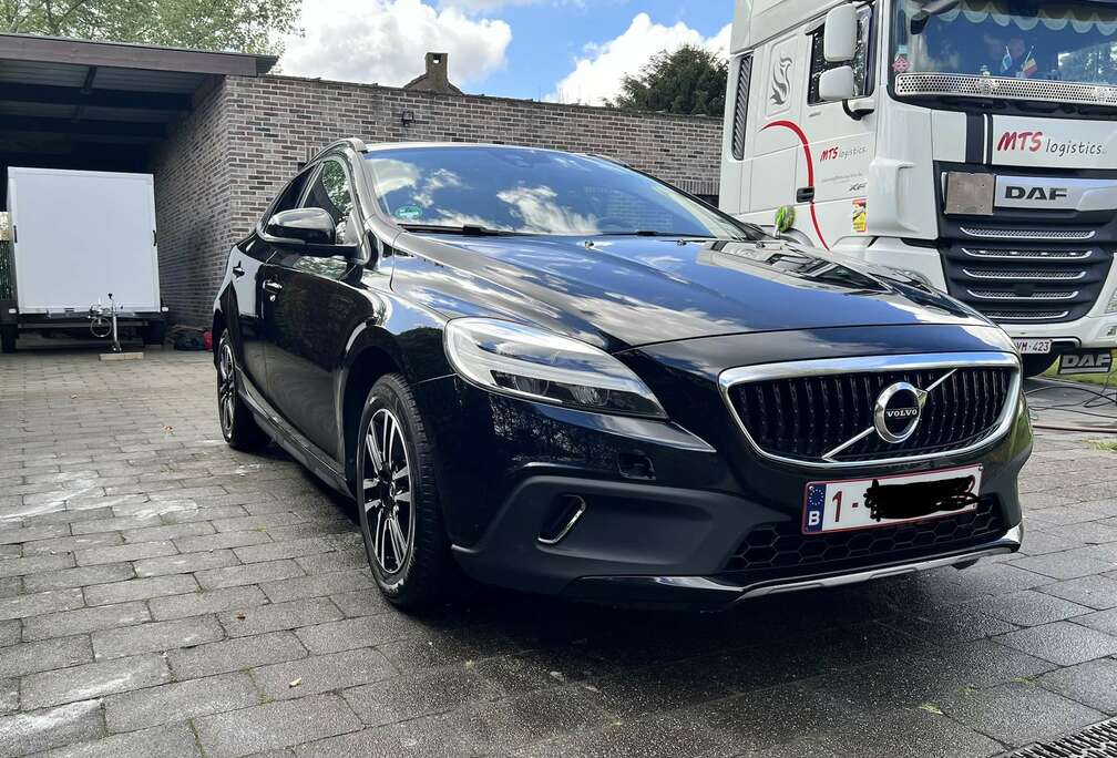 Volvo 2.0 D2 Black Edition AdBlue (EU6d-TEMP)