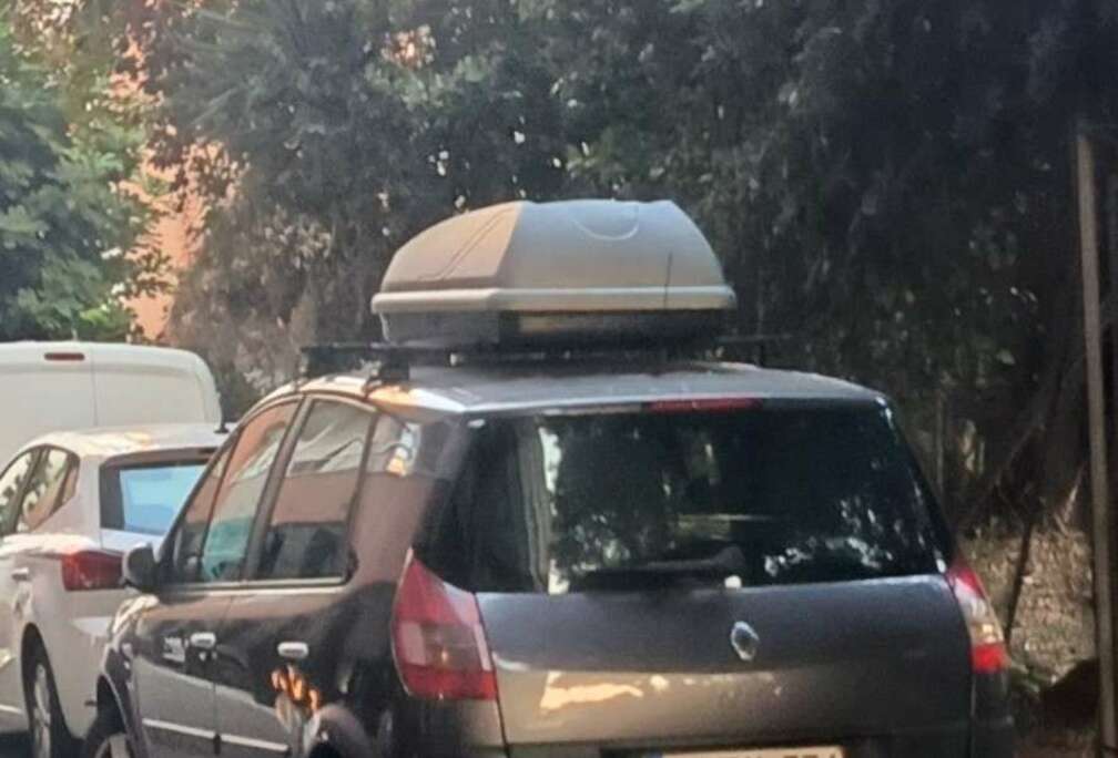 Renault 1.6i 16v The Moon