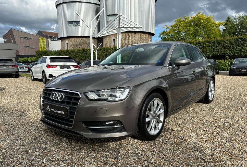 Audi Sportback 1.4 TFSI *SIEGE CHAUFF*CAPTEUR*1ER PROPRIO*GARANTIE*