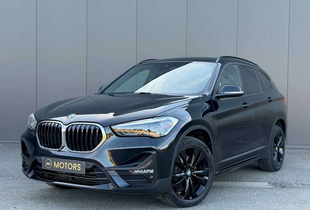 BMW sDrive 18i 136cv - Sport Line - GPS - Camera - LED