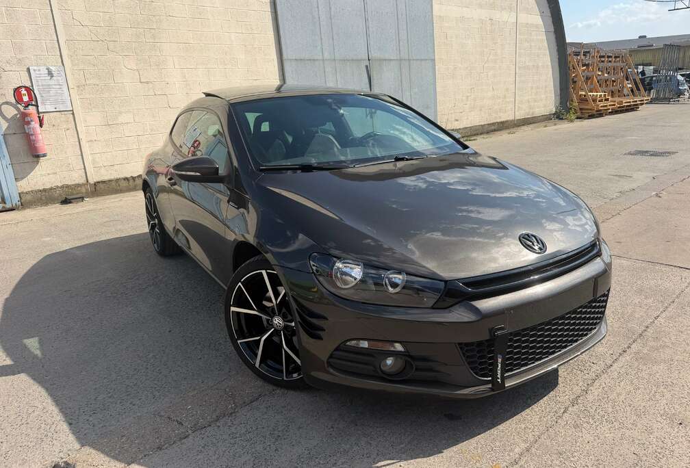 Volkswagen 1.4 TSI Turbo R Limited Édition
