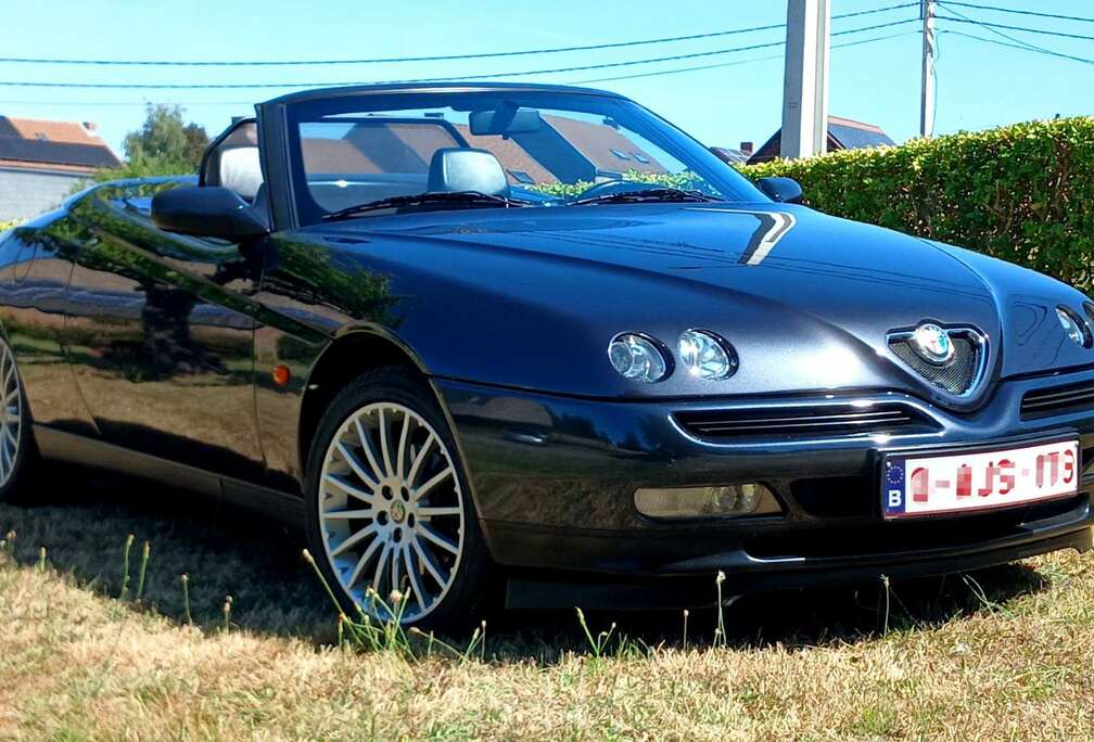 Alfa Romeo 2.0i Lusso