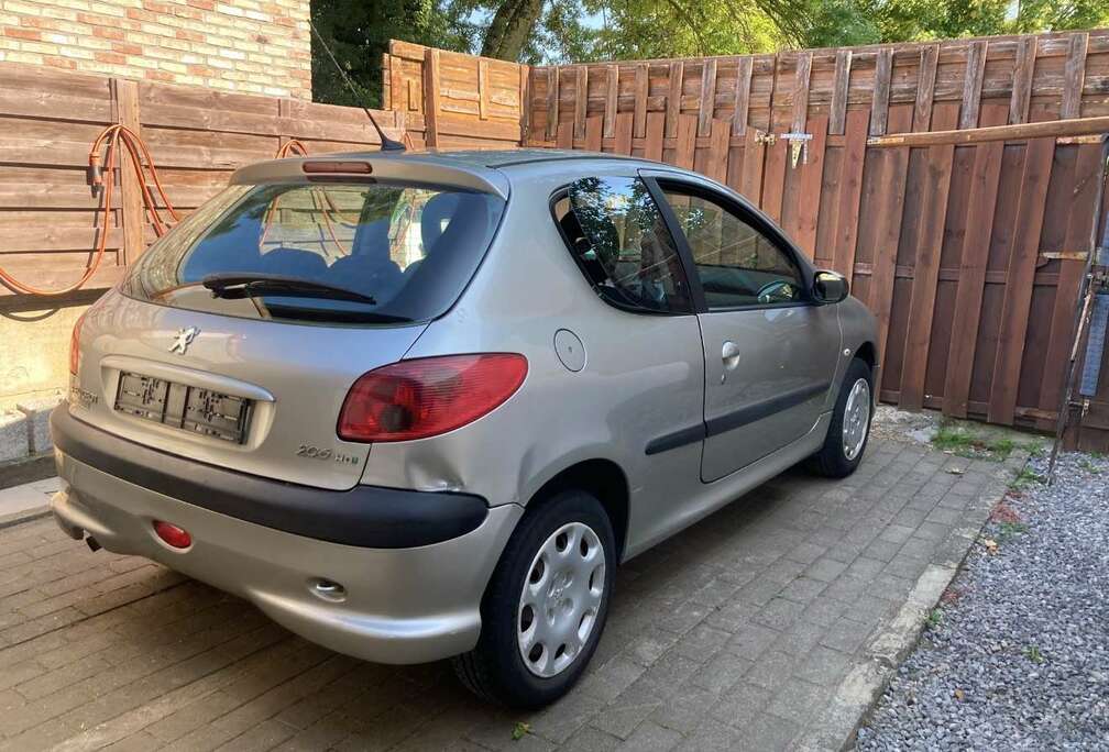 Peugeot 1.4 HDi Pack-Line