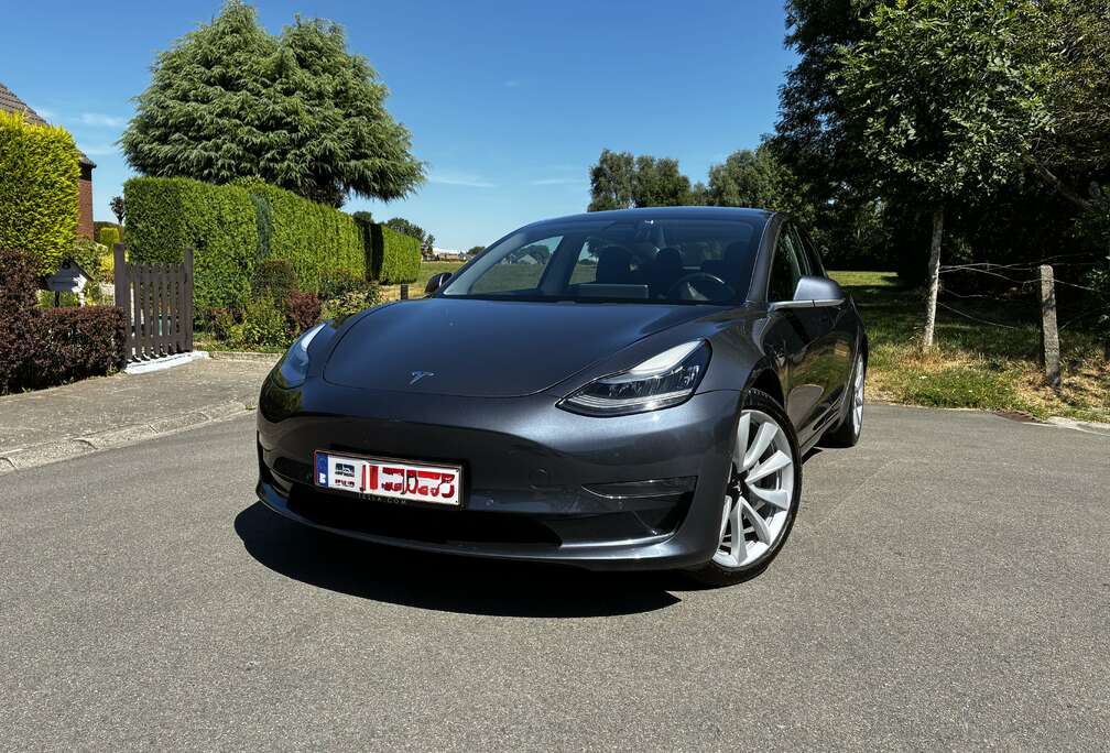 Tesla Model 3 44 kWh Standard Plus